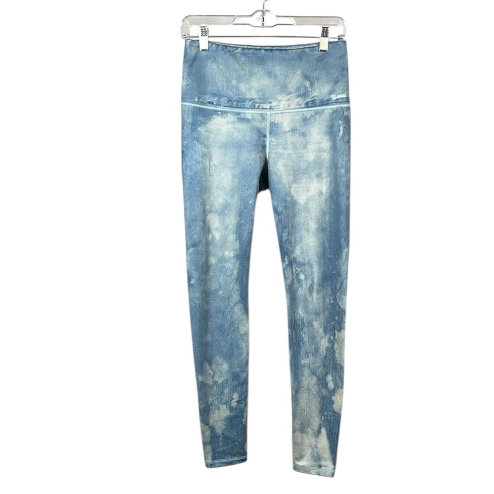 Lucy Activewear‎ IndiGO Bleached Indigo Leggings.
